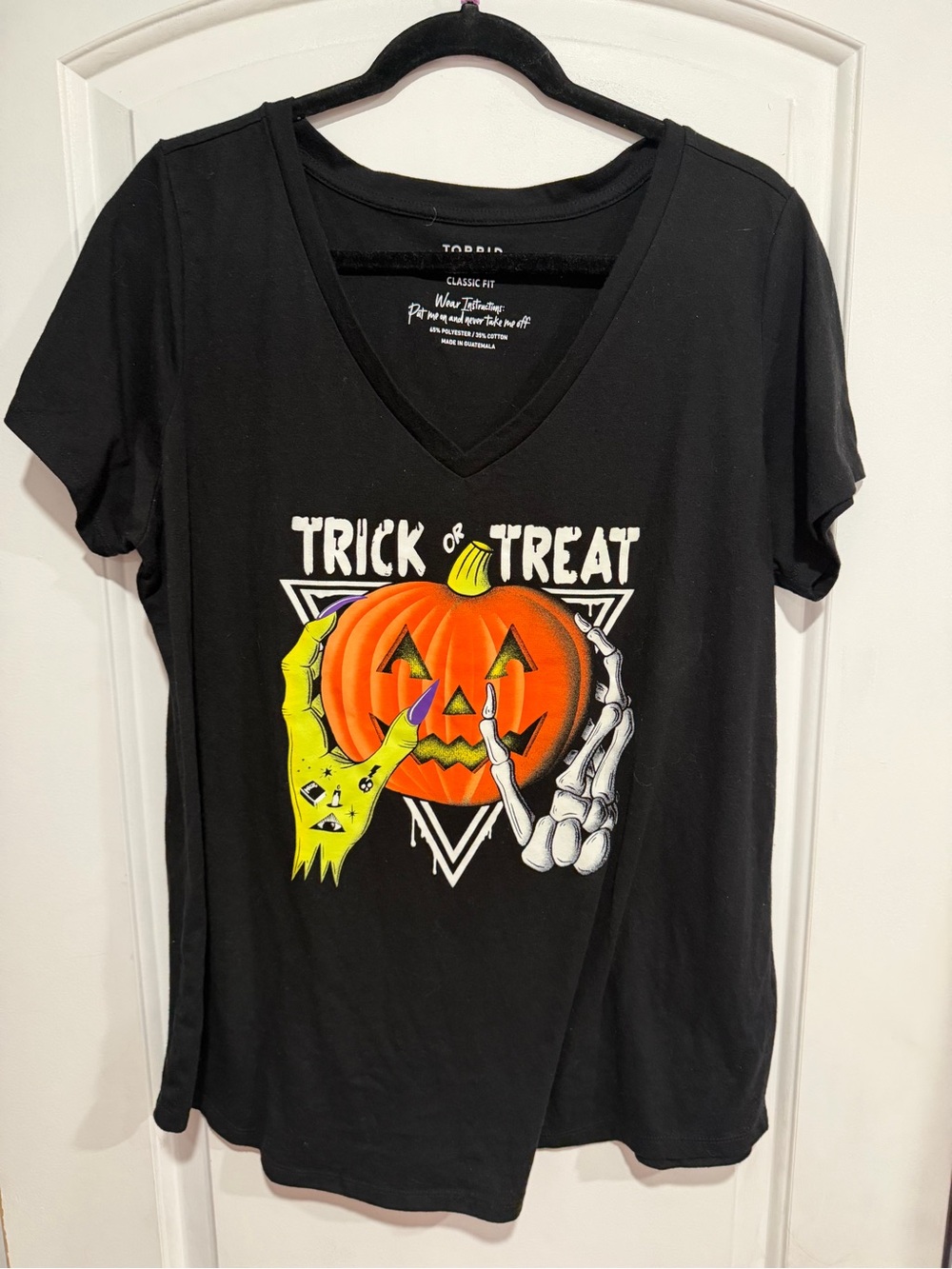 Halloween Trick or Treat Pumpkin Graphic Tee - Black Size 1X - Picture 2 of 5